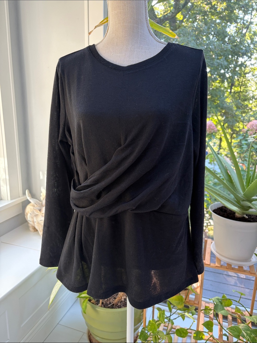 DG2 by Diane Gilman Black Long-Sleeve Twist Front Top